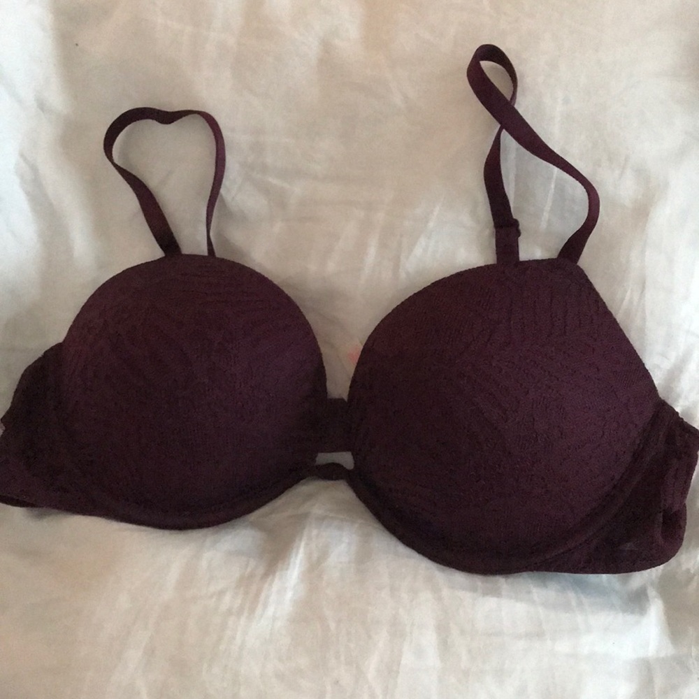 VS Pink bra
